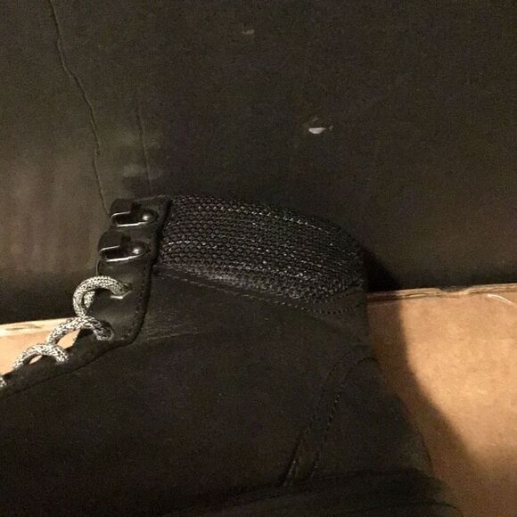 Like new boots, combat style by universal thread, size 6 - Picture 5 of 9